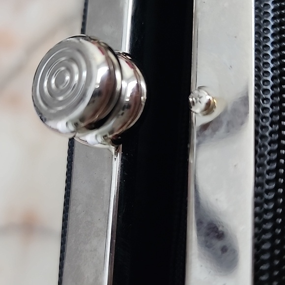 Sasha Vintage Metal Clutch Bag/ Forever21 Quilted Faux Leather Box Clutch - Picture 7 of 16